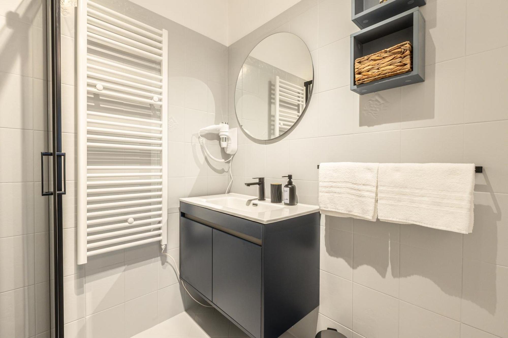 Piazza Unita D'Italia - Jr Suite Con Ac - Wi Fi - Park Convenzionato ترييستي المظهر الخارجي الصورة